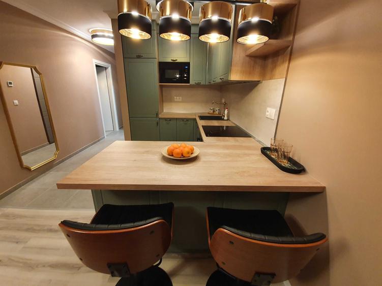 Apartament cu 3 camere decomandat în Dumbrăvița