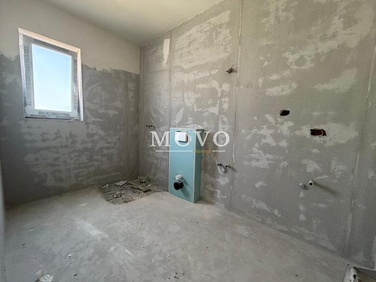 Duplex cu 4 camere cu Canalizare în Săcălaz