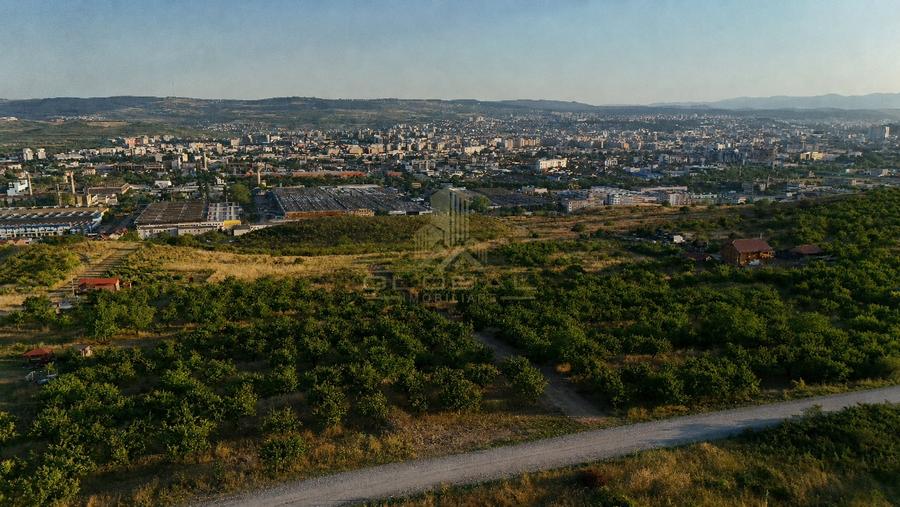 Teren Construcții intravilan de 702 mp, în Iris