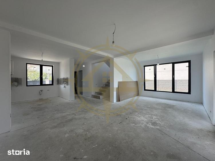 Casă cu 4 camere cu Teren 400 Mp în Crevedia