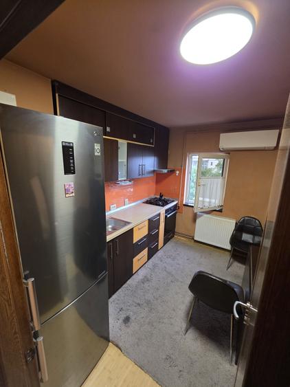 Apartament cu 3 camere decomandat în Elisabetin