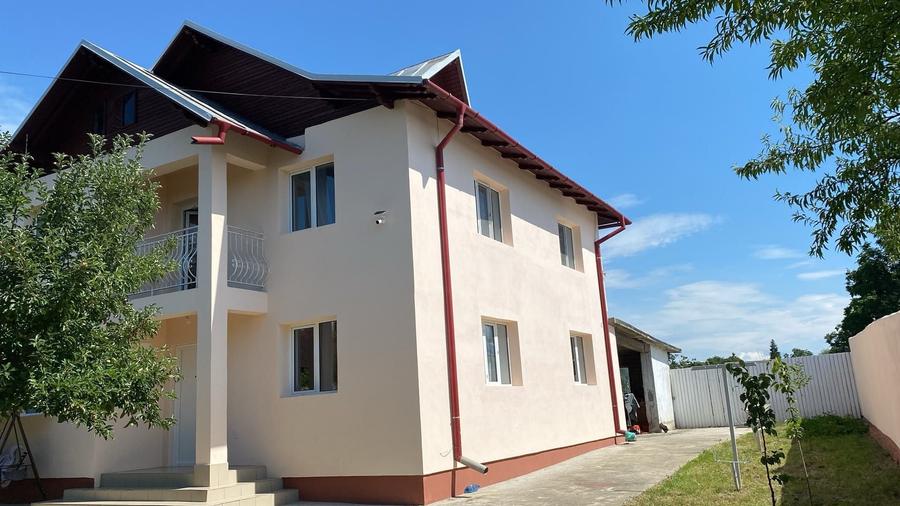 Casă cu 4 camere în Bucov