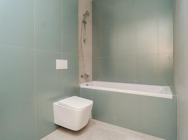 Apartament cu 3 camere decomandat, mobilat în Galata