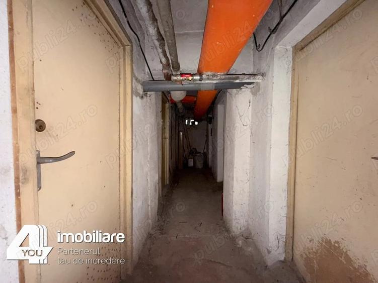 Apartament cu 4 camere decomandat în Boul Roșu