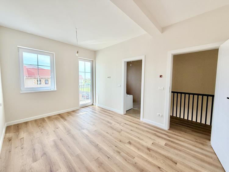 Duplex cu 4 camere cu Teren 300 Mp în Moșnița Nouă