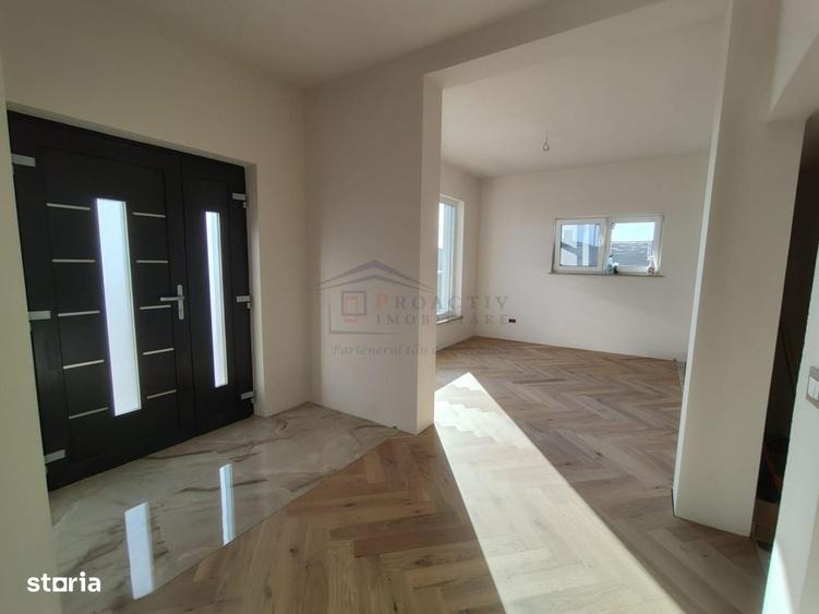 Casă cu 4 camere în Paltin
