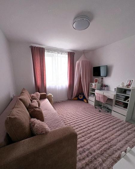 Apartament cu 3 camere mobilat si utilat la cateva minute de parcuri scoala Giroc - 9