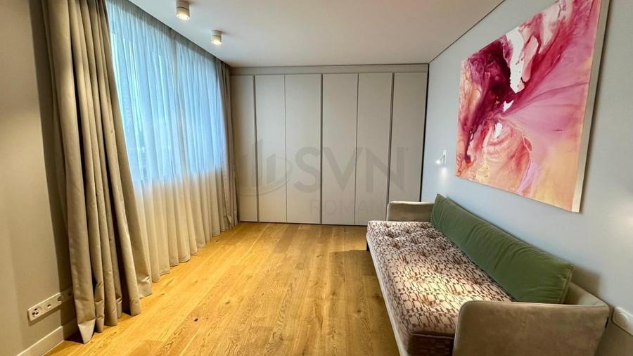 Apartament cu 5 camere decomandat, mobilat în Floreasca
