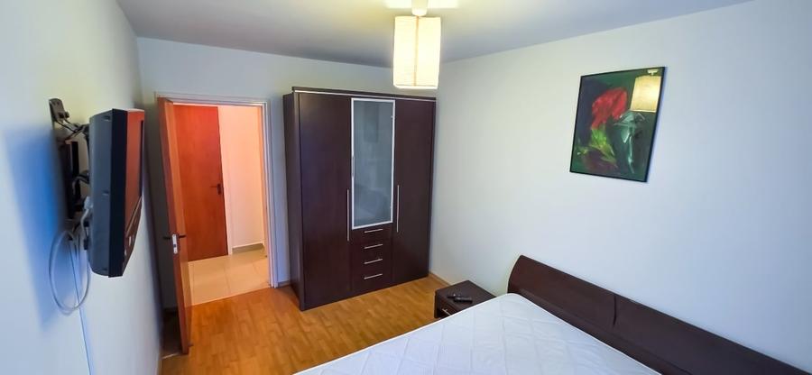 Apartament cu 2 camere semidecomandat, mobilat în Titan