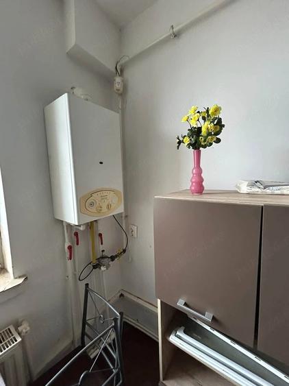 Garsonieră decomandată în Central