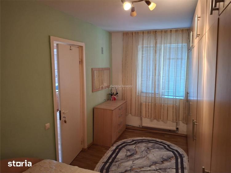 Apartament cu 3 camere în Micro II