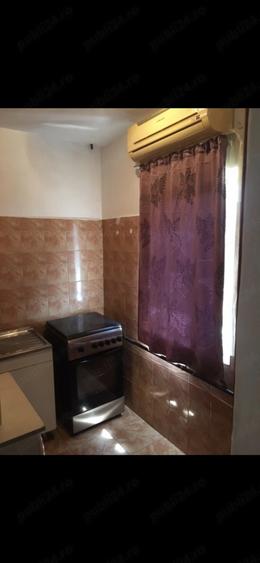 Garsonieră decomandată în Dorobanți