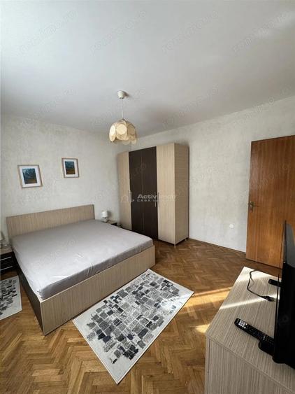 Apartament cu 3 camere decomandat în Kogălniceanu