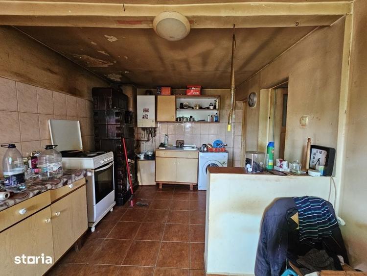 Casă cu 2 camere cu Teren 772 Mp în Aiton