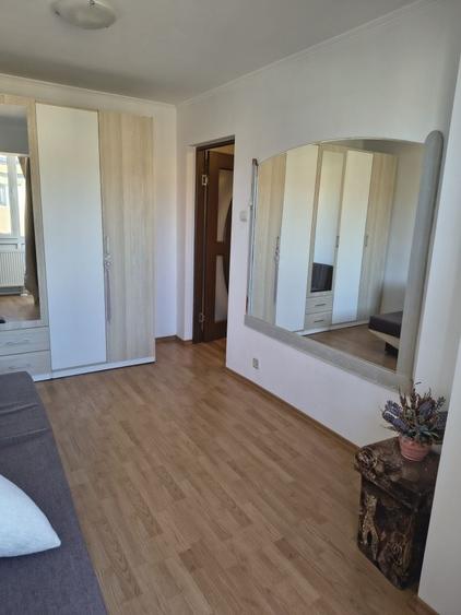 Apartament cu 2 camere nedecomandat în Central