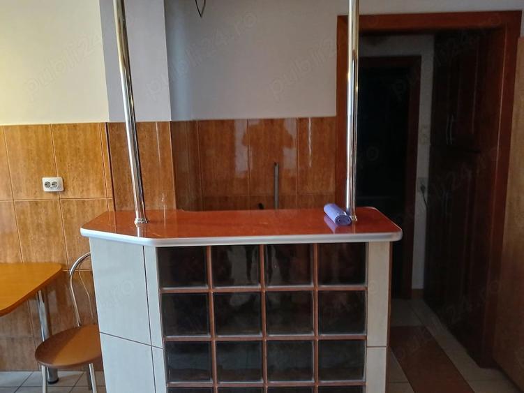 Apartament cu 2 camere decomandat în Iosia
