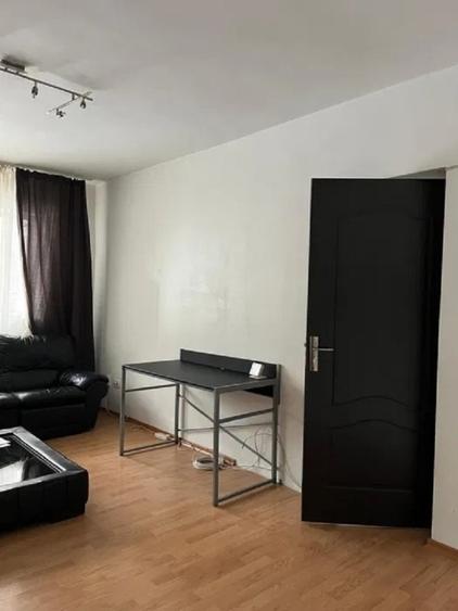 Apartament cu 2 camere decomandat, mobilat în Tătărași