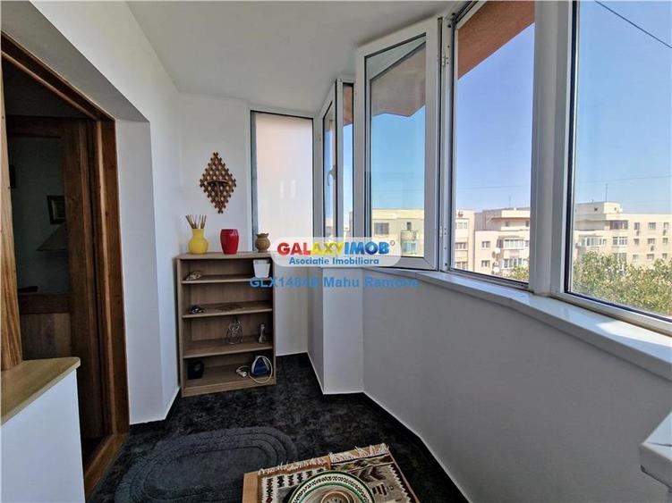 Apartament cu 3 camere decomandat, mobilat în Panduri