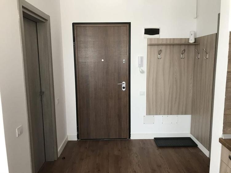 Apartament cu 2 camere semidecomandat în Brâncoveanu