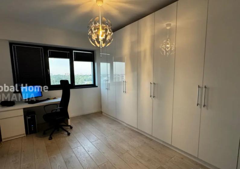 Apartament cu 4 camere decomandat, mobilat în Central