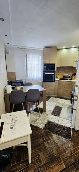 Apartament cu 2 camere decomandat în Exterior Vest