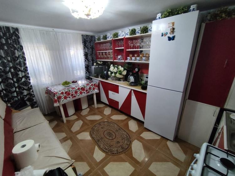 Casă individuală cu 5 camere cu Teren 380 Mp în Cugir