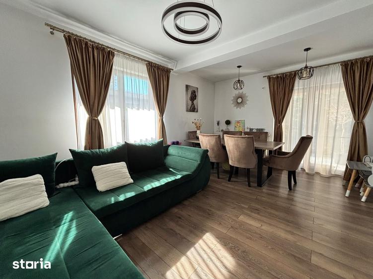Casă cu 3 camere cu Teren 440 Mp în Miroslava