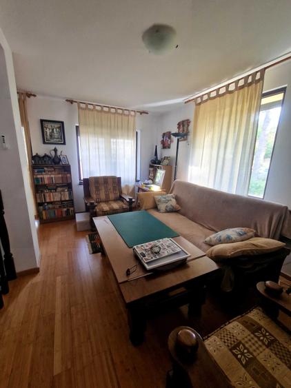Casă cu 4 camere în Poiana