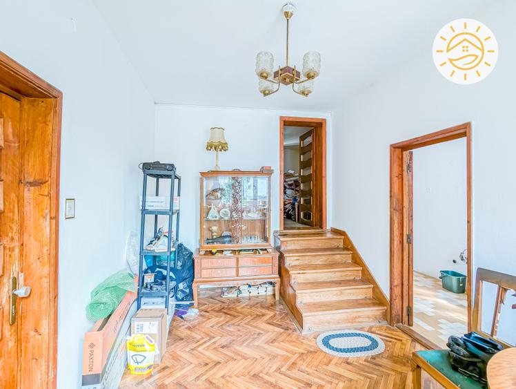 Casă cu 6 camere cu Teren 546 Mp în Centrul Istoric