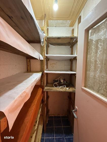 Apartament cu 3 camere semidecomandat în P-ța Doina