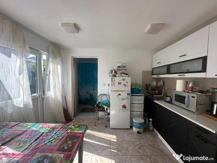 Casă cu 3 camere cu Teren 128 Mp în Malu Roșu