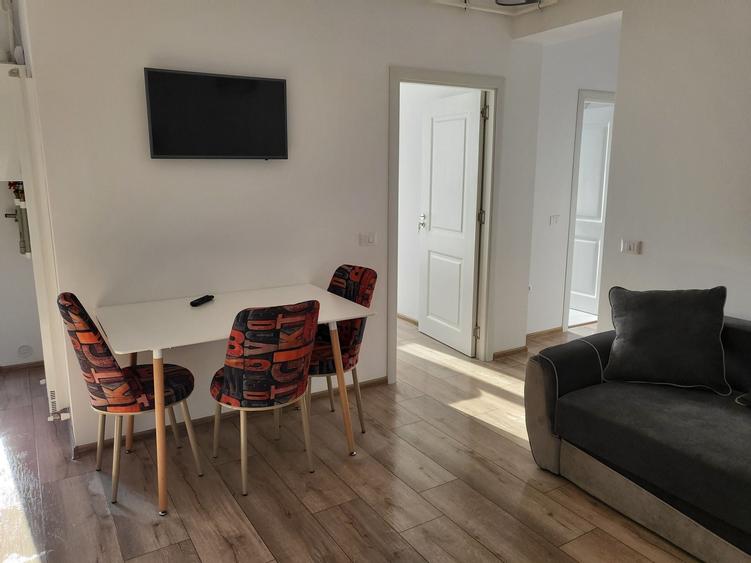 Apartament cu 2 camere decomandat în Exterior Vest