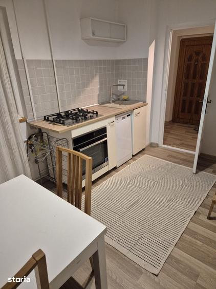 Apartament cu 2 camere semidecomandat în Pantelimon