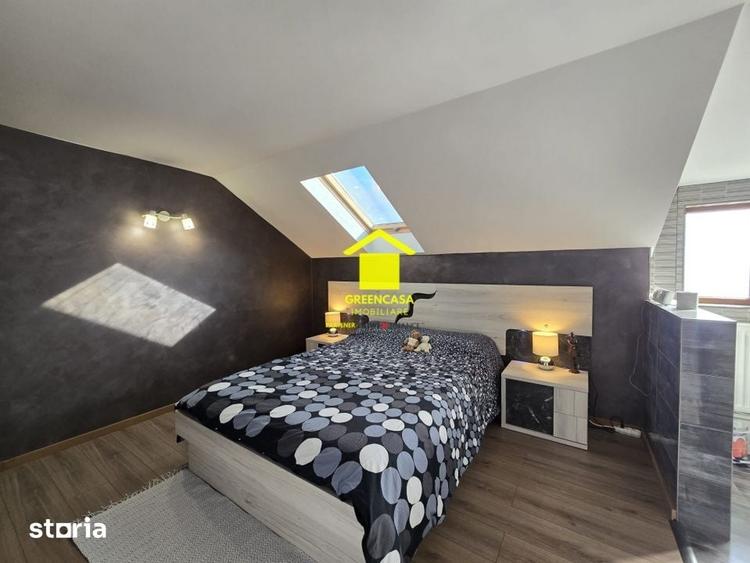 Casă cu 7 camere cu Teren 750 Mp în Borhanci