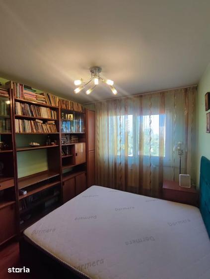 Apartament cu 4 camere în Drumul Taberei