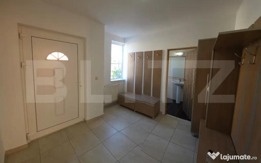 Casă cu 4 camere cu Teren 250 Mp în Central