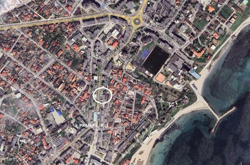 Spațiu comercial, de 700 mp, în Central