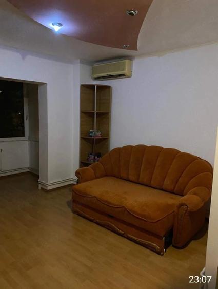 Apartament cu 2 camere decomandat în Steaua