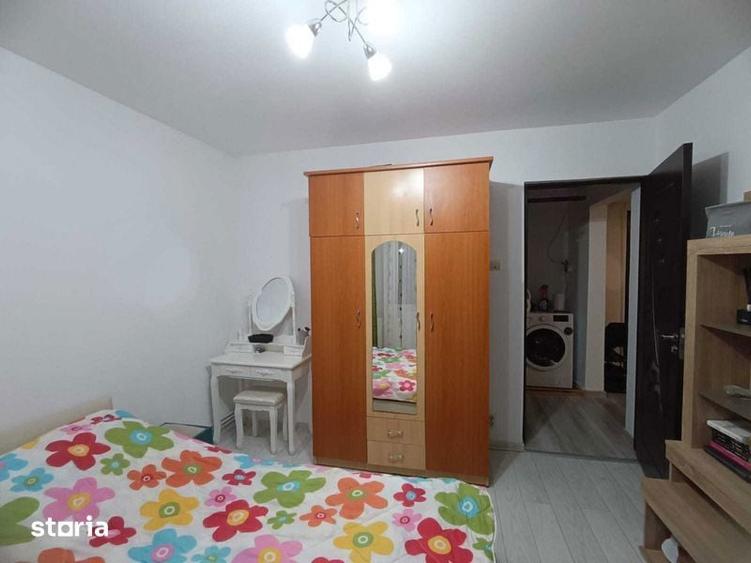 Apartament cu 2 camere decomandat în Berca