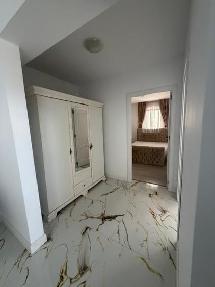 Apartament cu 3 camere decomandat în Independenței