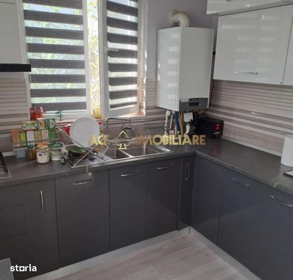 Casă cu 3 camere în Berceni