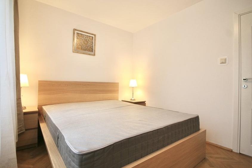 Apartament cu 2 camere decomandat, mobilat în Cișmigiu