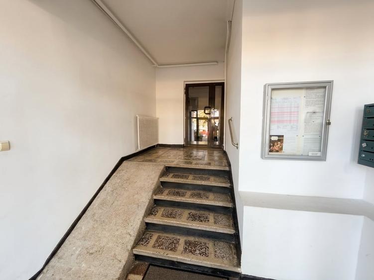 Apartament cu 2 camere decomandat, mobilat în Splaiul Unirii