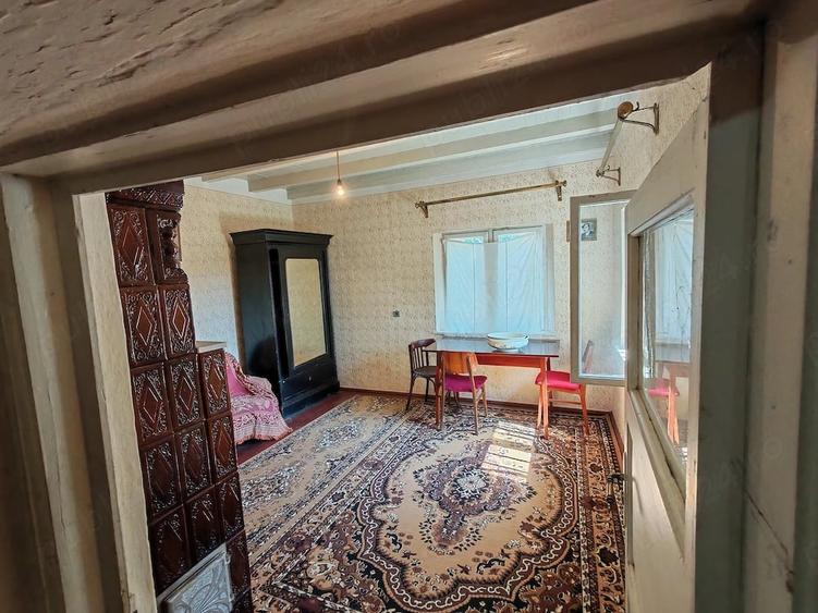 Casă cu 3 camere cu Teren 1000 Mp în Central