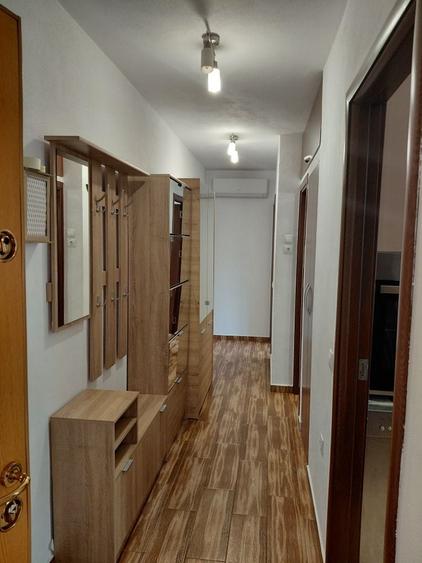 Apartament cu 2 camere decomandat în Lazaret