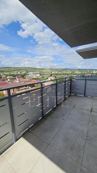 Apartament cu 2 camere semidecomandat în Mărăști