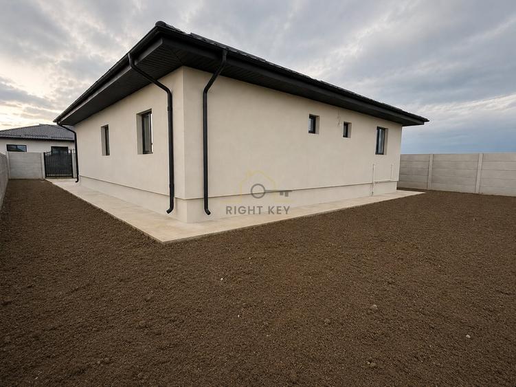 Casă individuală cu 5 camere cu Teren 500 Mp în Ciorogârla