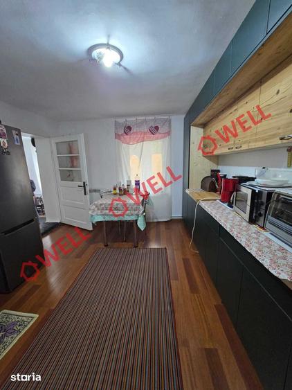 Casă cu 2 camere cu Teren 1040 Mp în Central