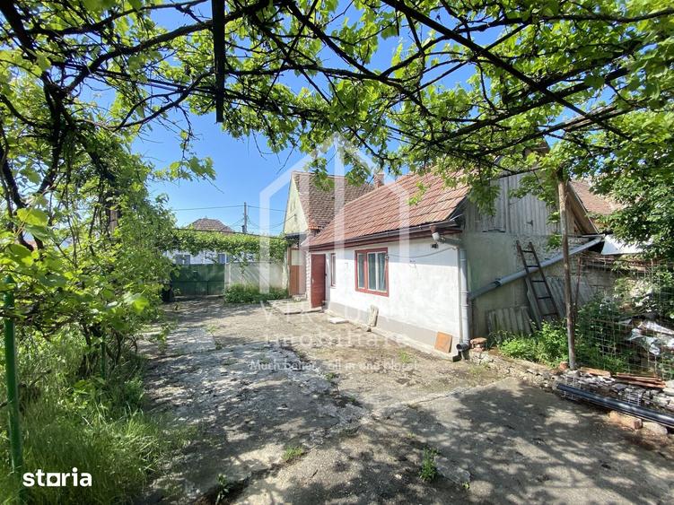 Casă cu 2 camere cu Teren 1141 Mp în Apoldu de Jos
