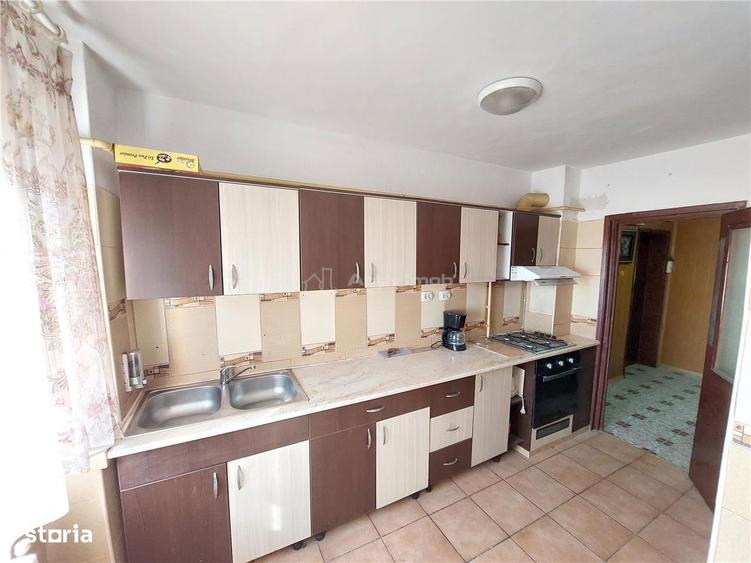 3 CAMERE, decomandat, 77 mp, boxa, Micro 3,Carrefour - 10